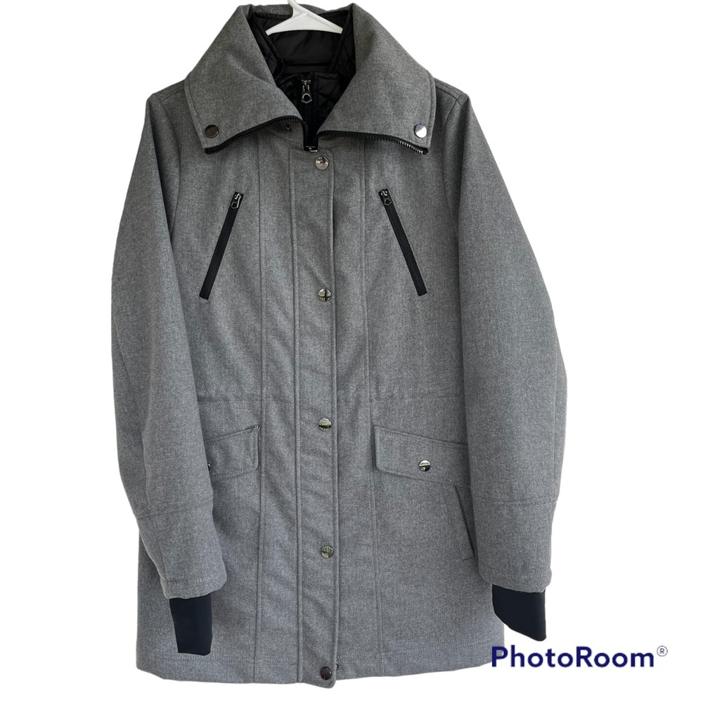 Liz Claiborne Outerwear Gray Zipper and Snaps Lightweight Coat/ Jacket pockets
